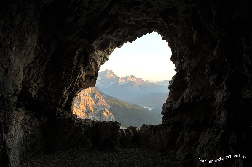 041 Panorama dalle trincee verso Misurina.JPG